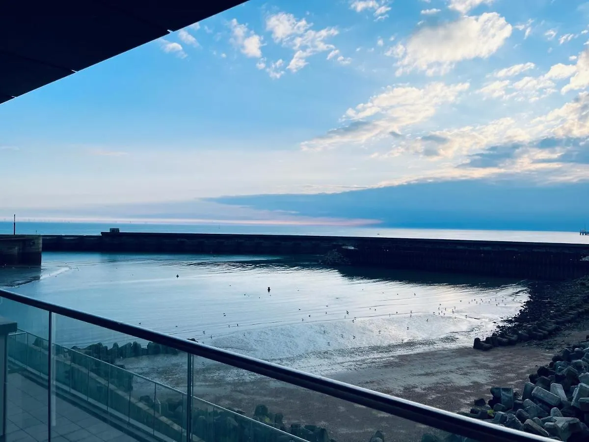 Stunning 2 Bedroom, 2 Bathroom Apartment. Brighton United Kingdom
