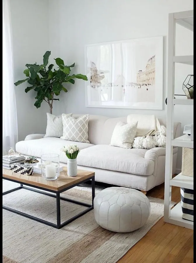 Apartment Stunning 2 Bedroom, 2 Bathroom Apartment. Brighton