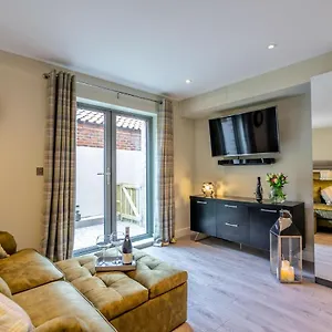 https://york-staycation.yorkshirehotels.net