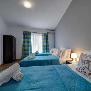 https://side-seaviews-seabay-sliema-penthouse.hotelssaintjulians.com